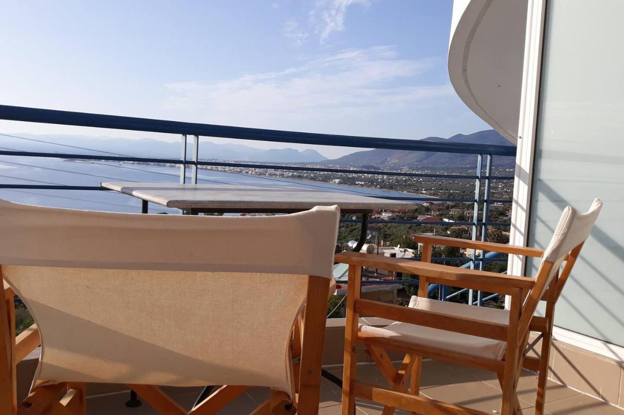 Kamari Blue Apartments Kalamata Eksteriør billede