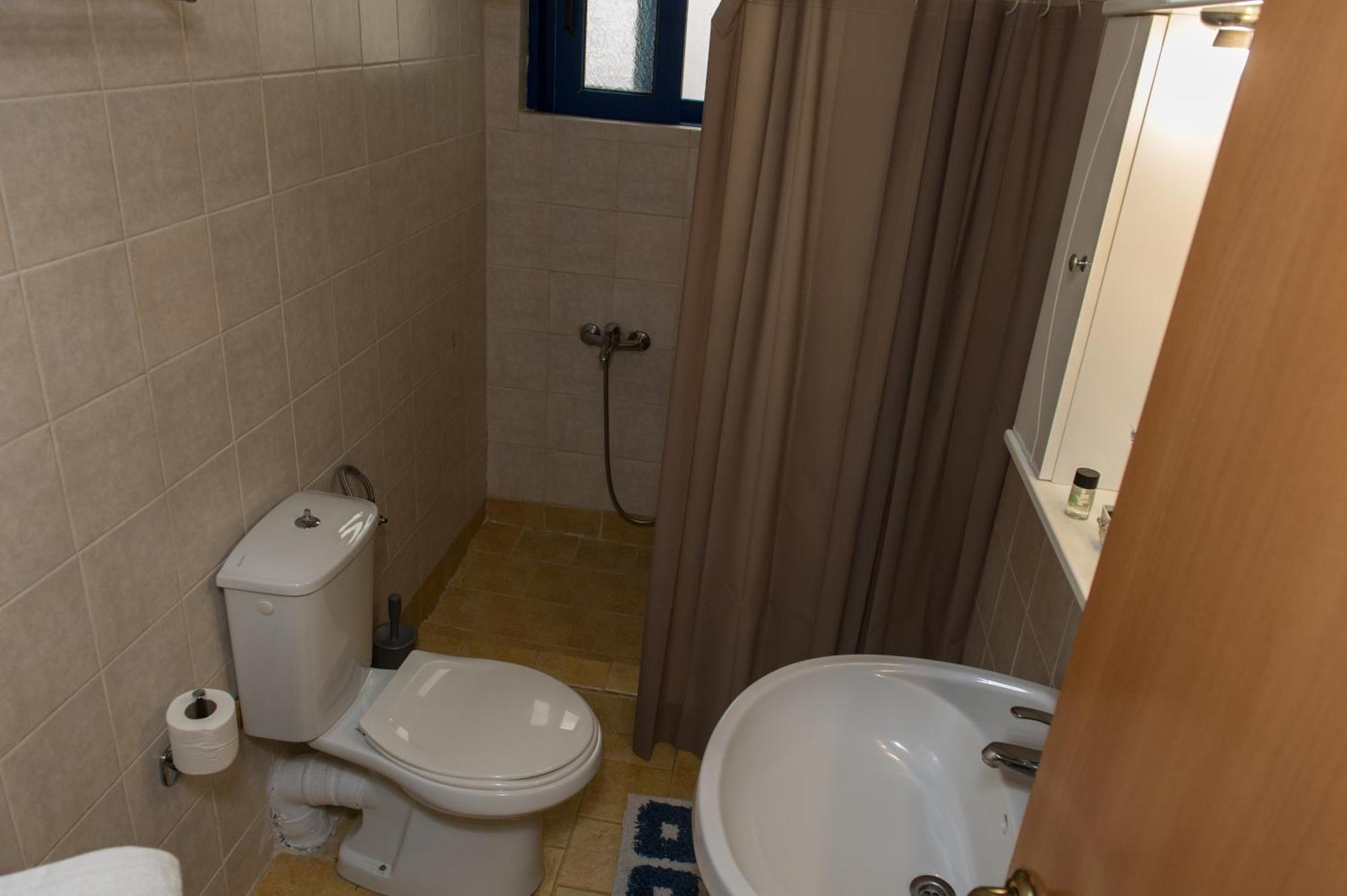 Kamari Blue Apartments Kalamata Eksteriør billede