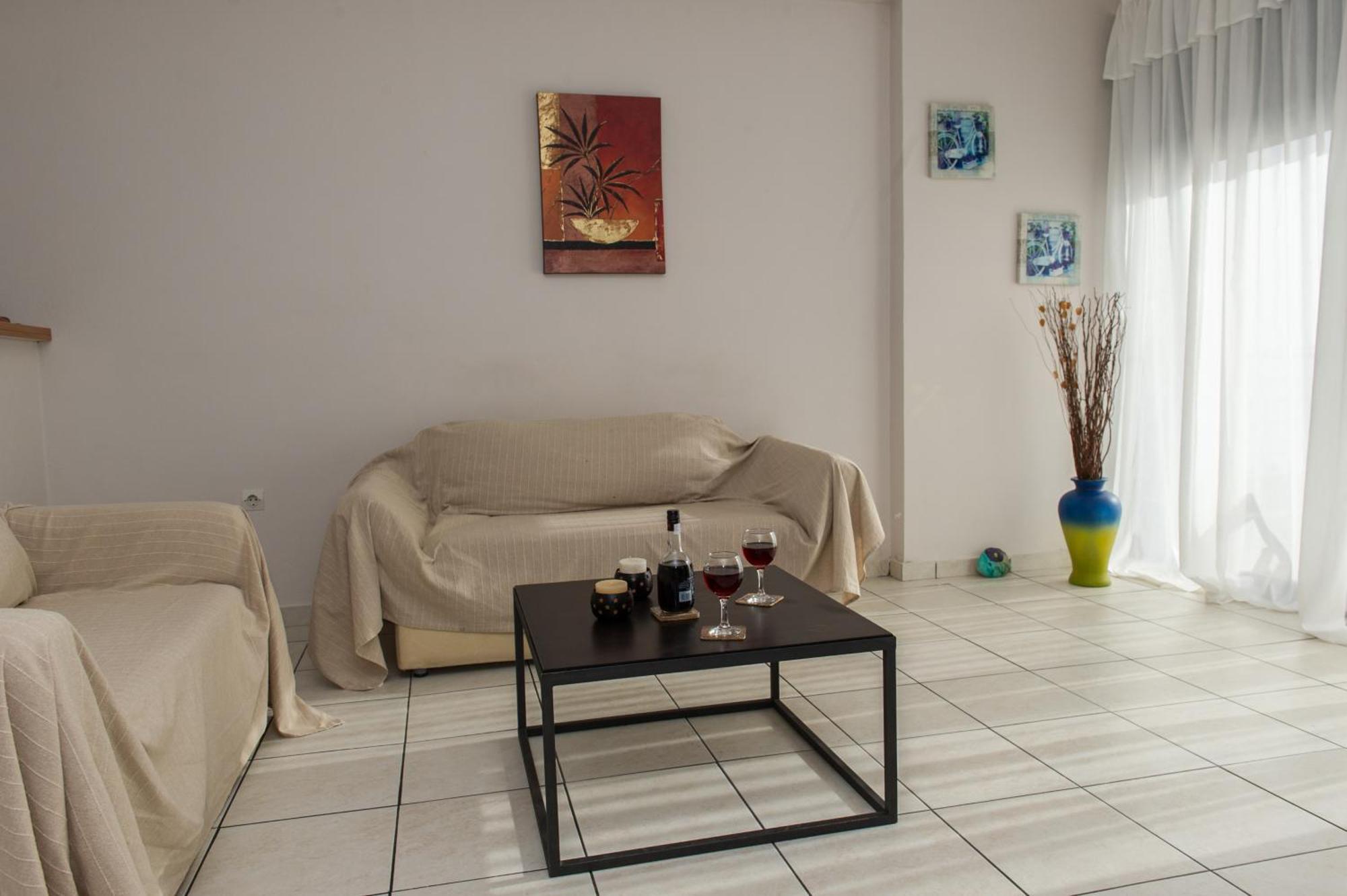 Kamari Blue Apartments Kalamata Eksteriør billede