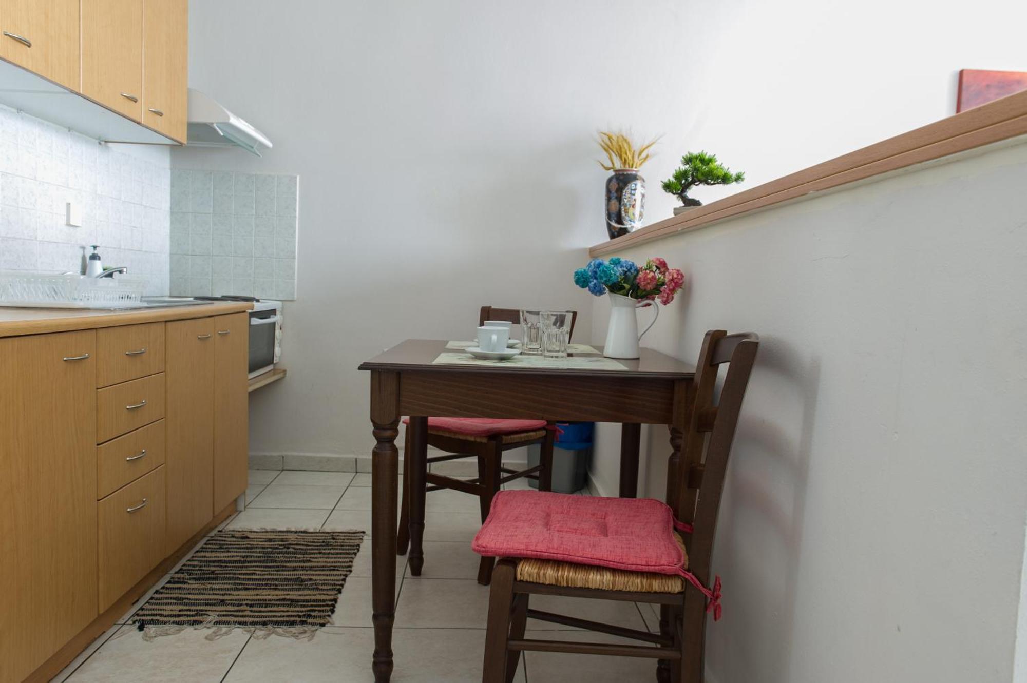 Kamari Blue Apartments Kalamata Eksteriør billede